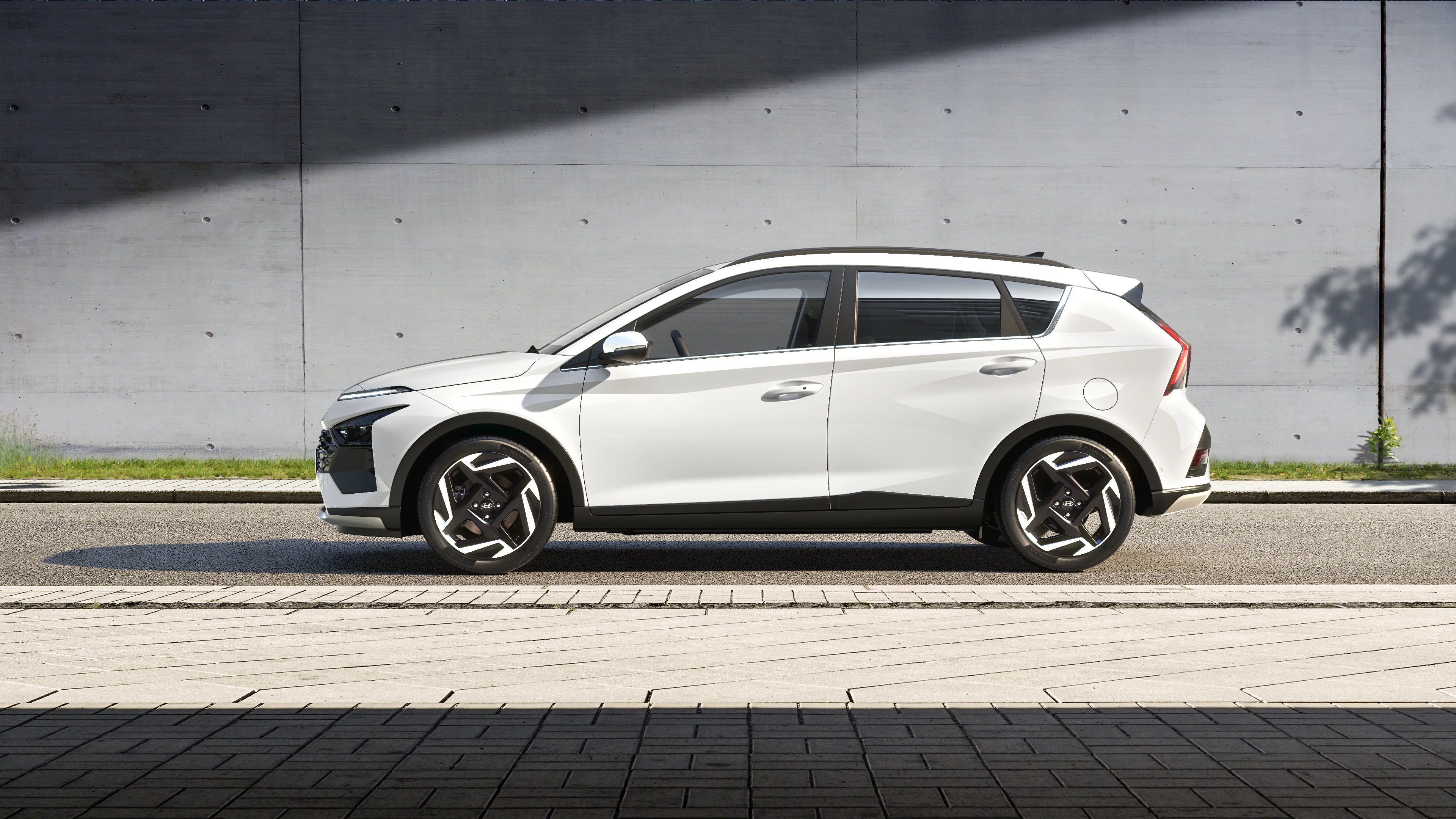 HME BC3 CUV Eviz EXT SAW Atlaswhite 52910Q0430 SHOT C003